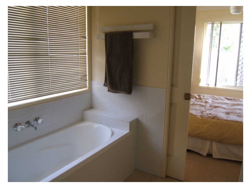 10 Hickory Place, Calamvale QLD 4116