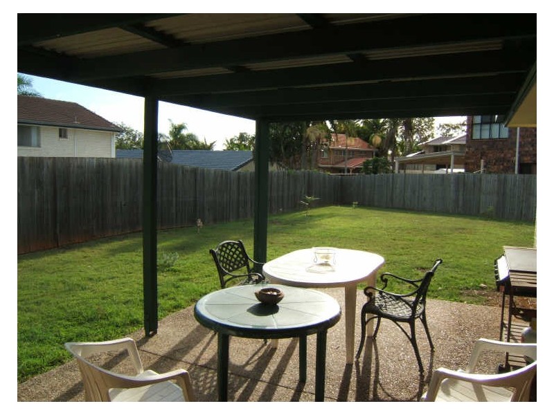 10 Hickory Place, Calamvale QLD 4116