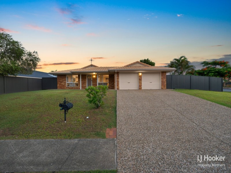 1 Bannockburn Crescent, Parkinson QLD 4115