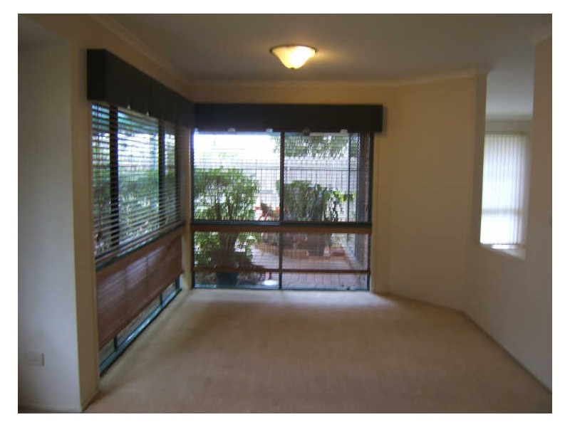 8 Benbek Circuit, Sunnybank Hills QLD 4109