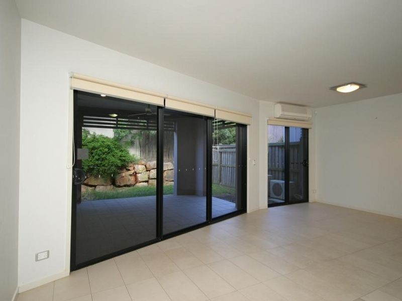 21 Mode Place, Eight Mile Plains QLD 4113