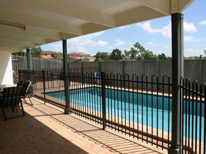3 Trafalgar Close, Stretton QLD 4116