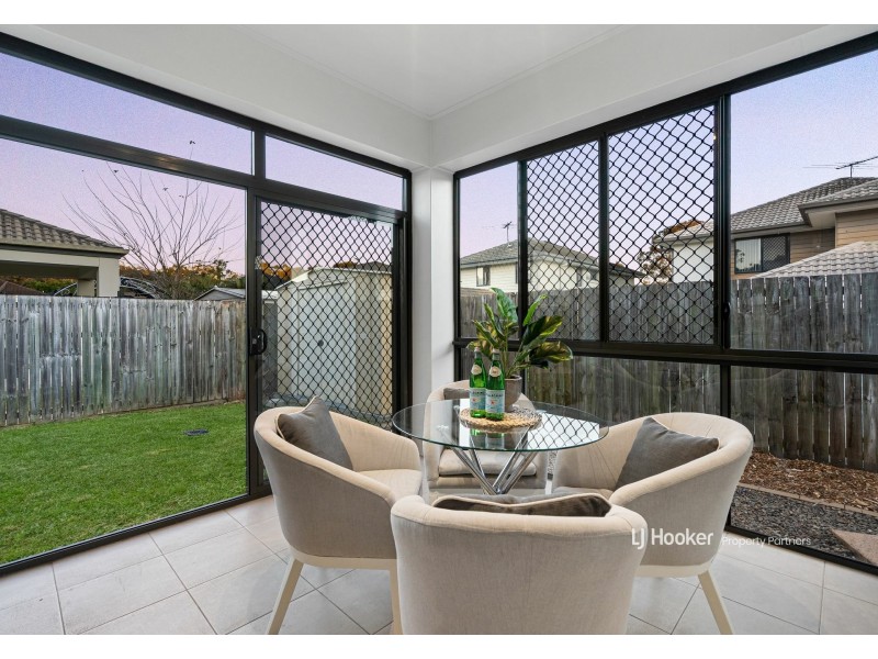 30 Aldea Place, Stretton QLD 4116