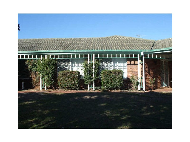 2 Harrison Street, Stretton QLD 4116