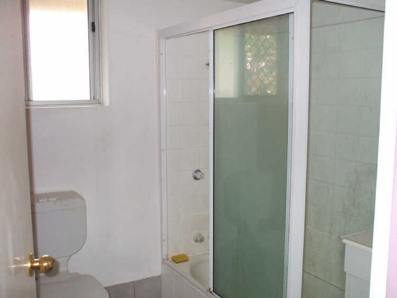 1/18 Querrin Street, Yeronga QLD 4104