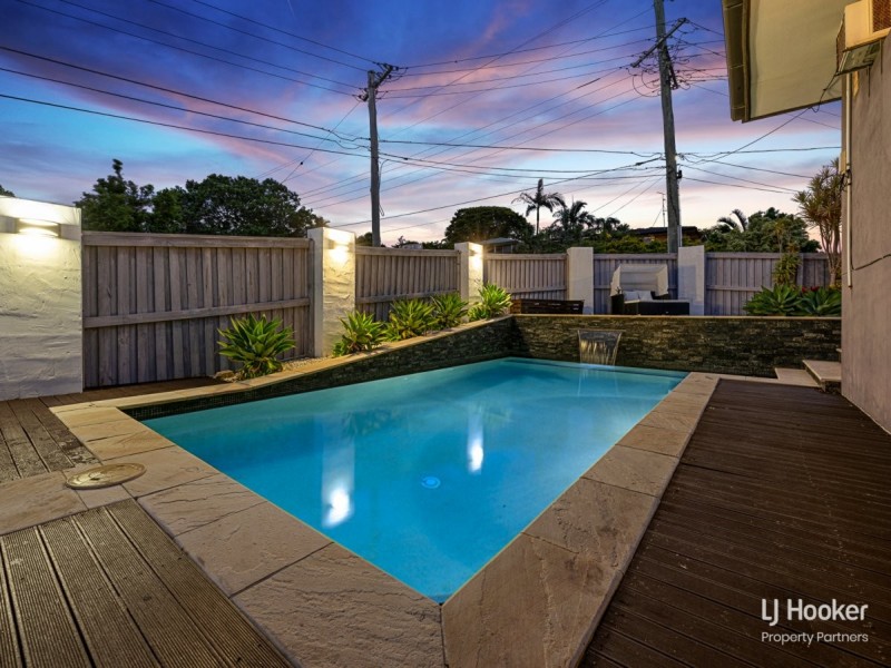 8 Peterglen Street, Wishart QLD 4122