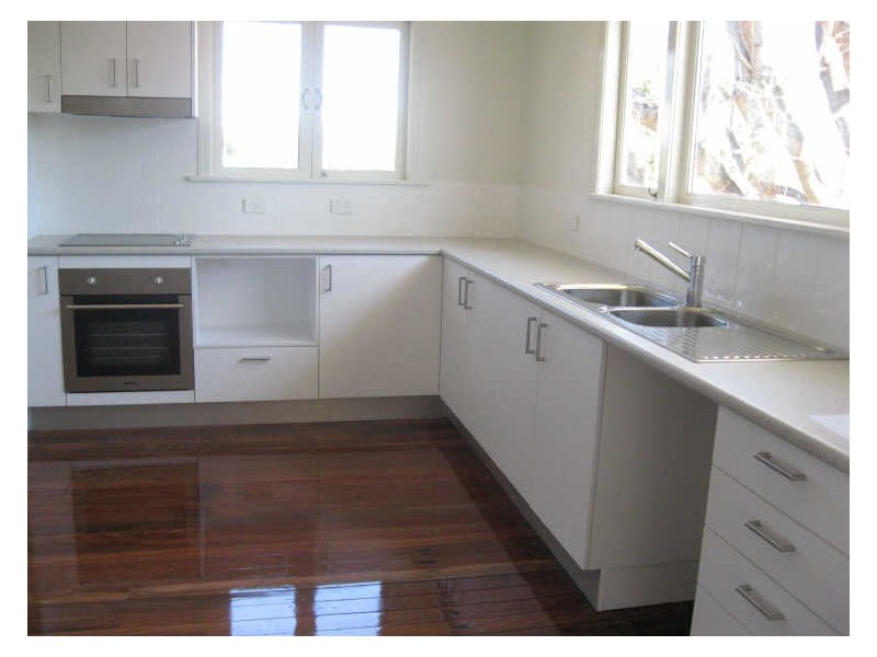 81 Nyleta Street, Coopers Plains QLD 4108