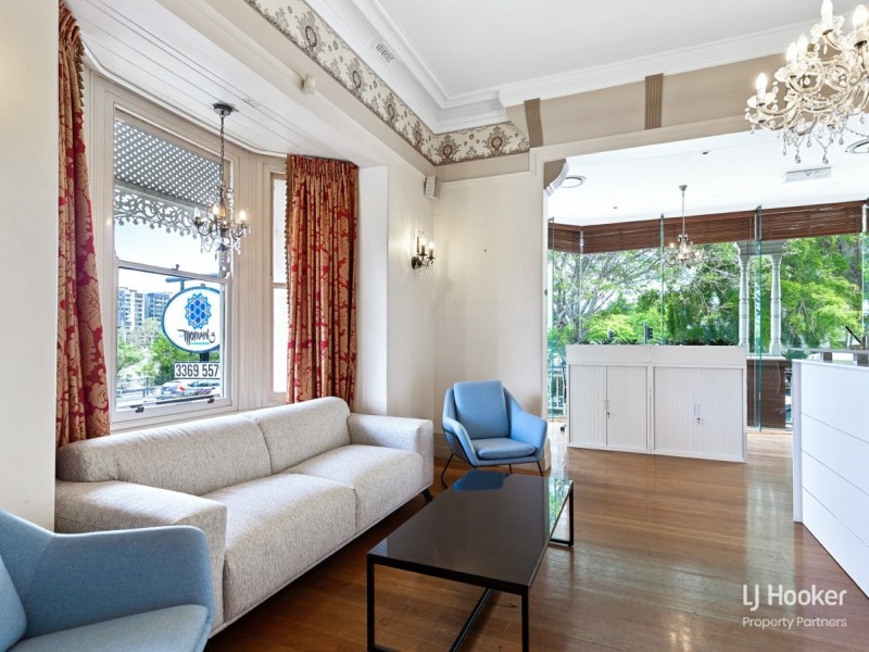 6/249 Coronation Drive, Milton QLD 4064