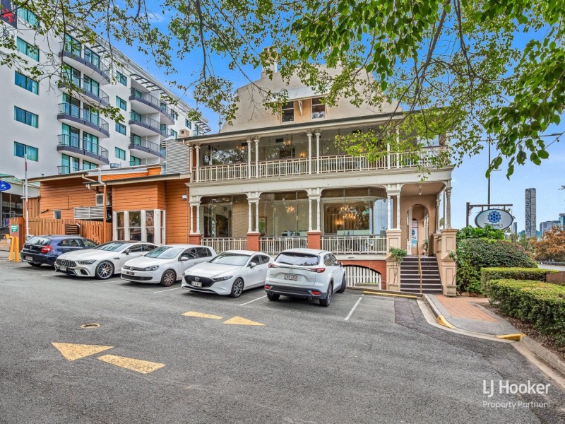 6/249 Coronation Drive, Milton QLD 4064