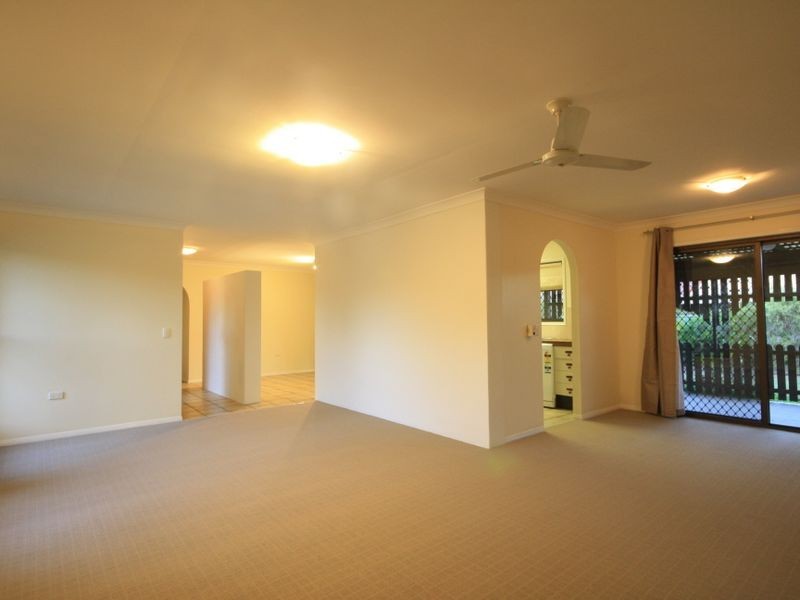 34 Hellawell Road, Sunnybank Hills QLD 4109