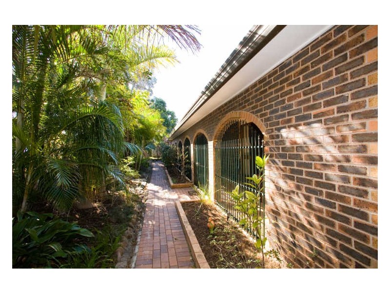 121 Dunedin Street, Sunnybank QLD 4109