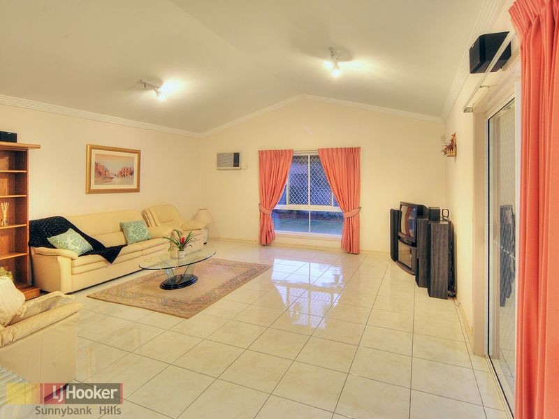 15 Hathaway Place, Sunnybank Hills QLD 4109