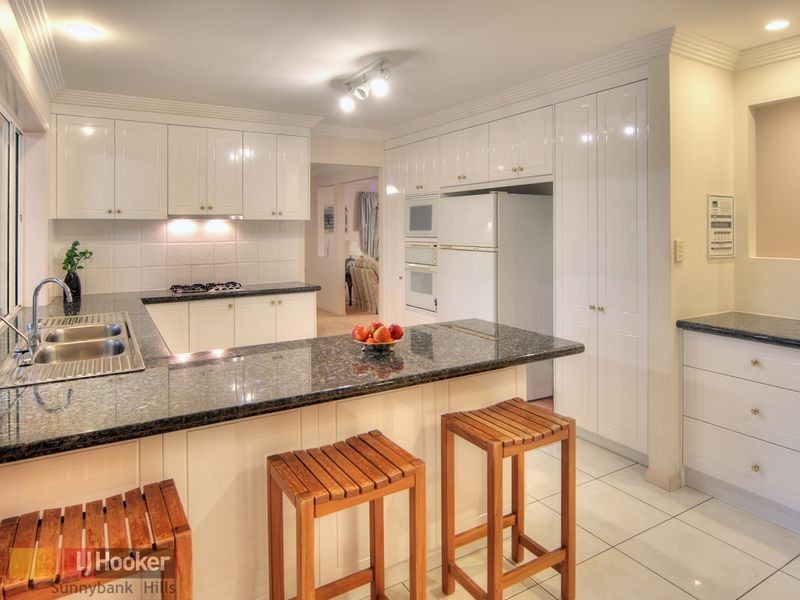 15 Hathaway Place, Sunnybank Hills QLD 4109