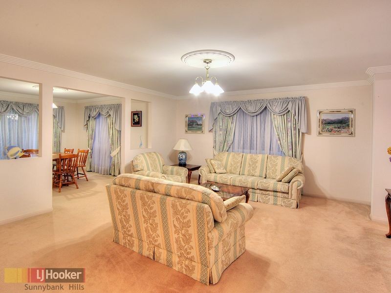 15 Hathaway Place, Sunnybank Hills QLD 4109