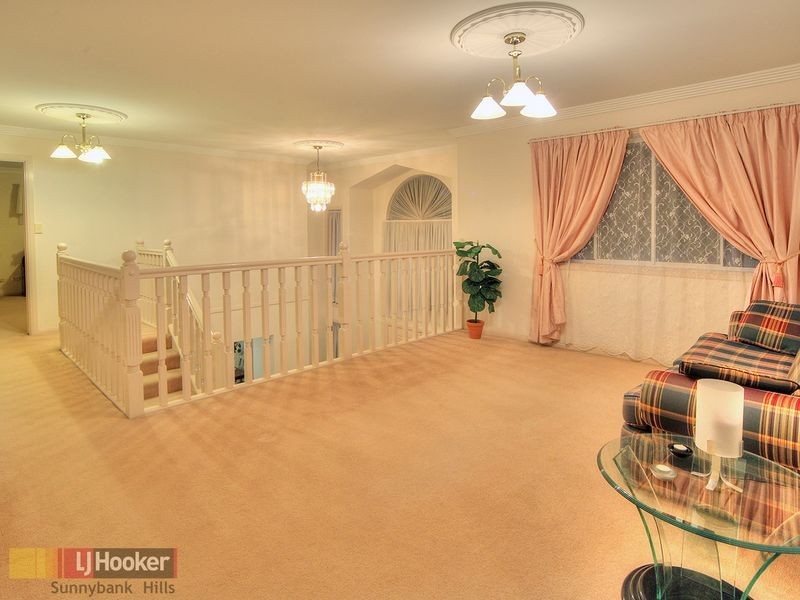 15 Hathaway Place, Sunnybank Hills QLD 4109