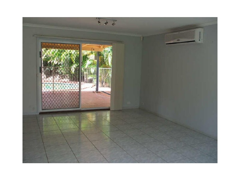 29 Metropole Street, Robertson QLD 4109