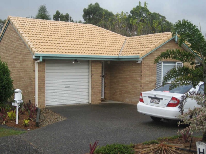 12 Larrell Cl, Eight Mile Plains QLD 4113