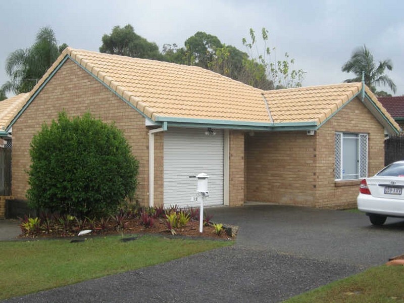 12 Larrell Cl, Eight Mile Plains QLD 4113