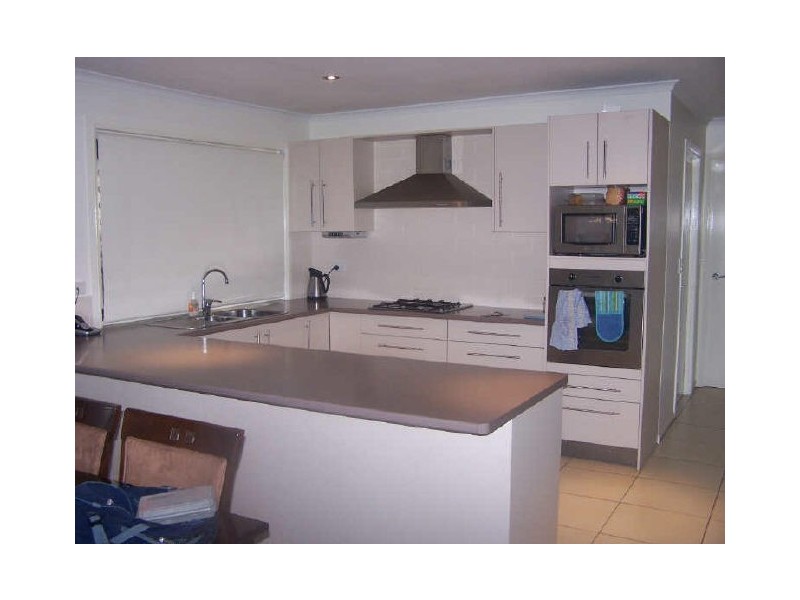 4 Selsey Street, Runcorn QLD 4113