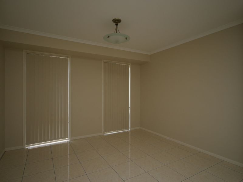 52 Larapinta Circuit, Parkinson QLD 4115