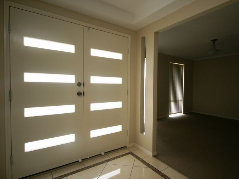 52 Larapinta Circuit, Parkinson QLD 4115