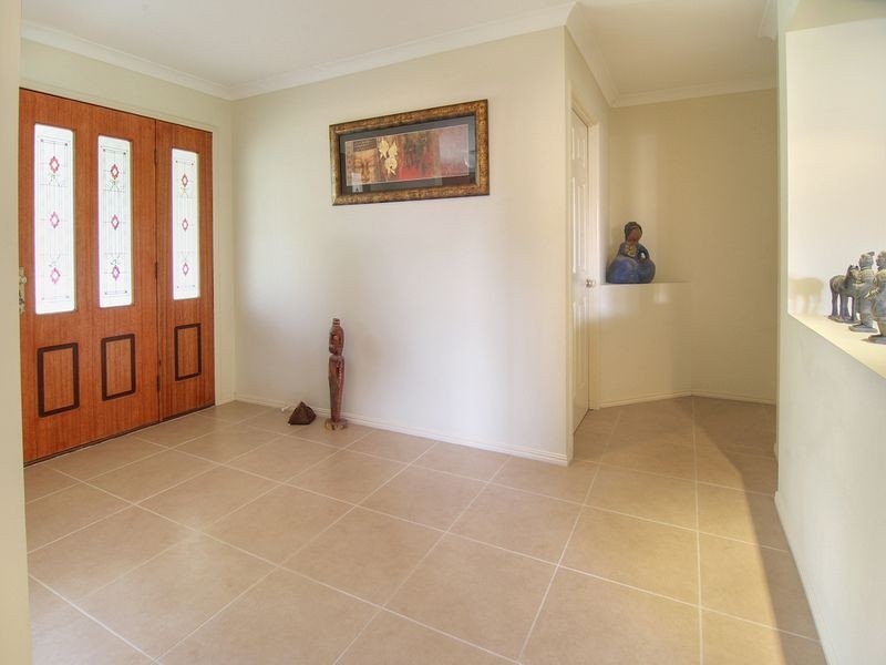 55 Watarrka Drive, Parkinson QLD 4115