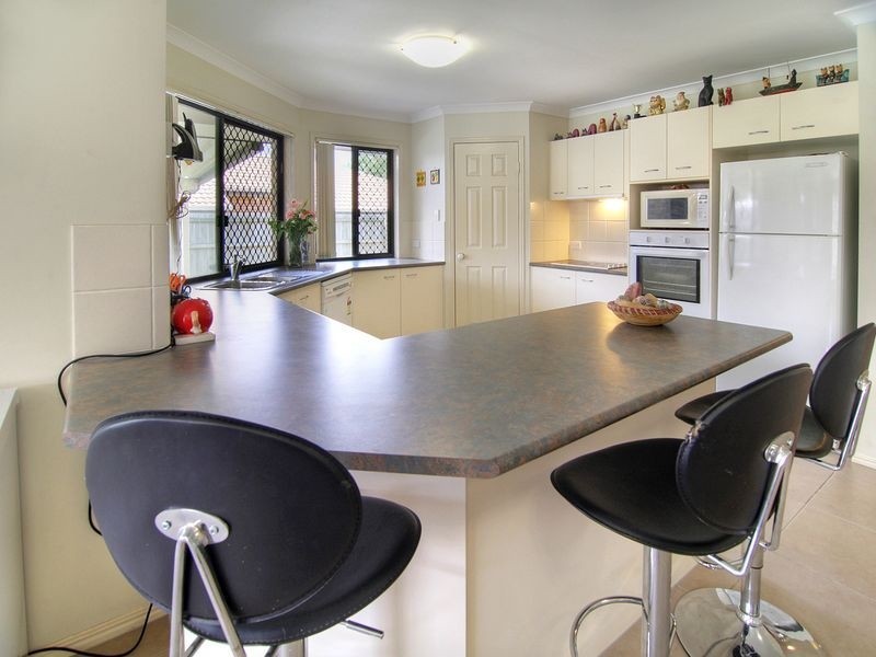 55 Watarrka Drive, Parkinson QLD 4115