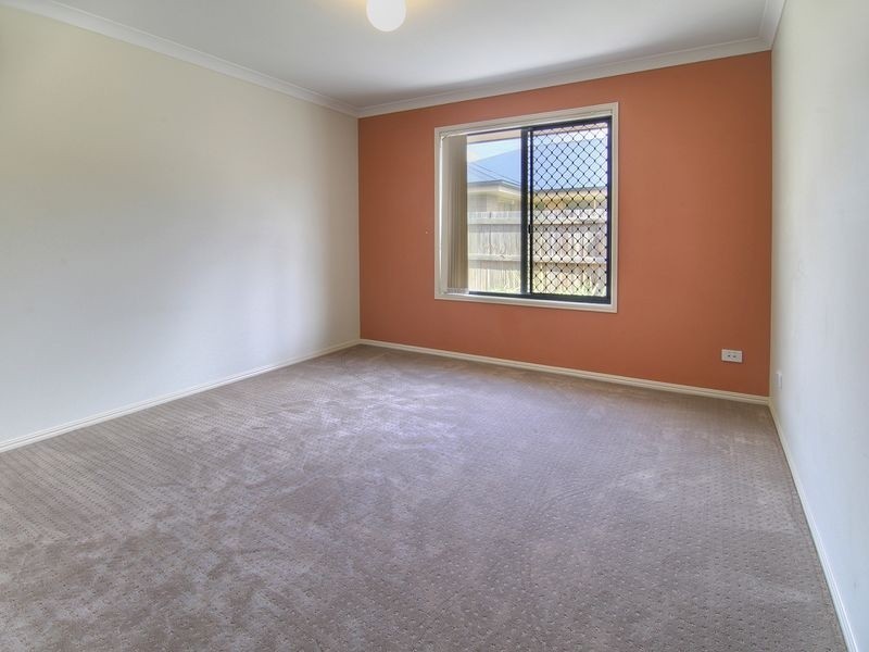 55 Watarrka Drive, Parkinson QLD 4115