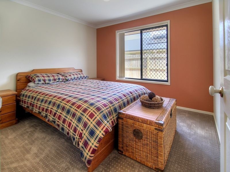 55 Watarrka Drive, Parkinson QLD 4115