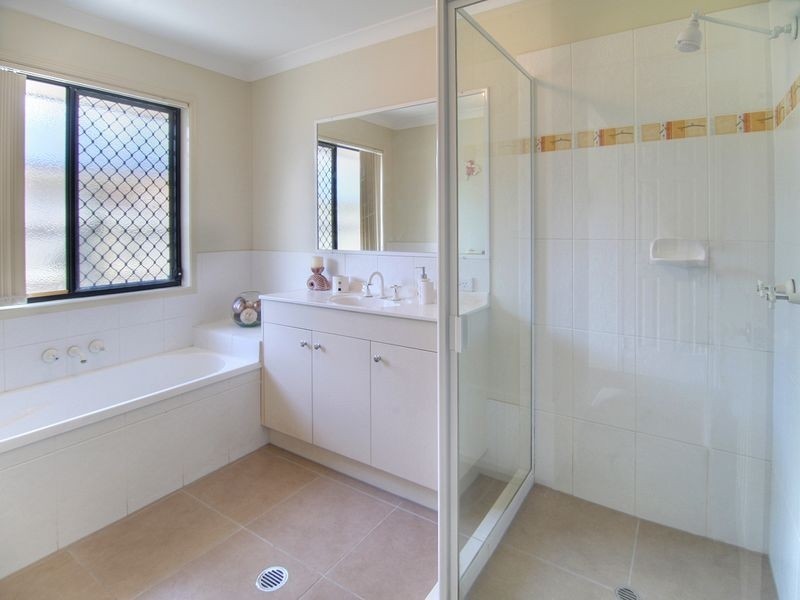 55 Watarrka Drive, Parkinson QLD 4115