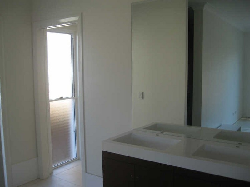 11 Fels Close, Eight Mile Plains QLD 4113