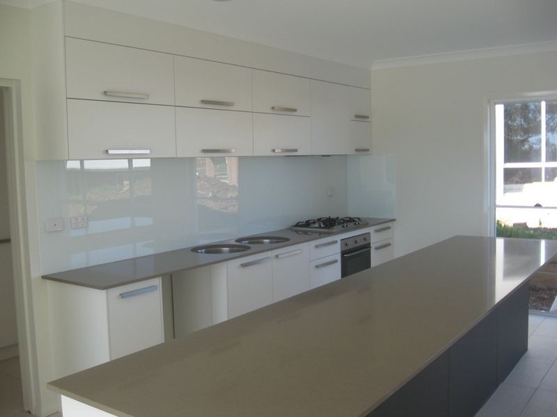 11 Fels Close, Eight Mile Plains QLD 4113