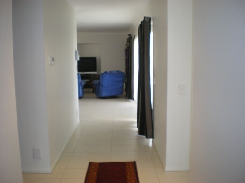 11 Fels Close, Eight Mile Plains QLD 4113