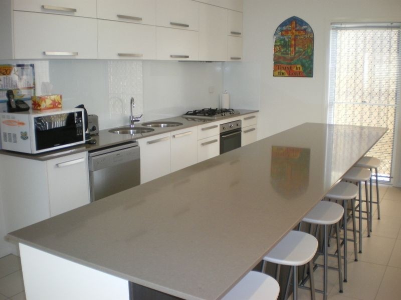 11 Fels Close, Eight Mile Plains QLD 4113