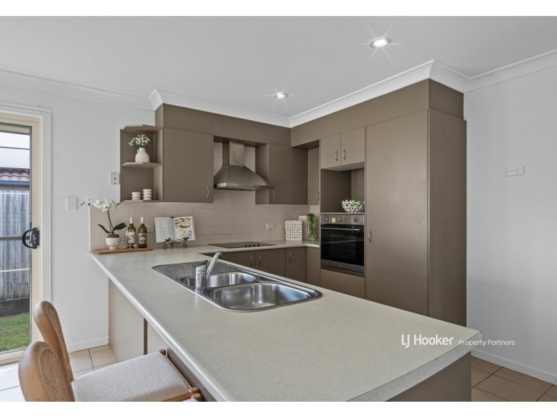 42A Penrose Circuit, Redbank Plains QLD 4301