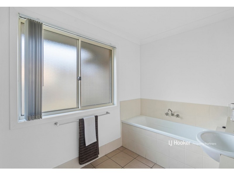 42A Penrose Circuit, Redbank Plains QLD 4301