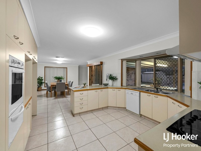 3 Andalucia Court, Wishart QLD 4122