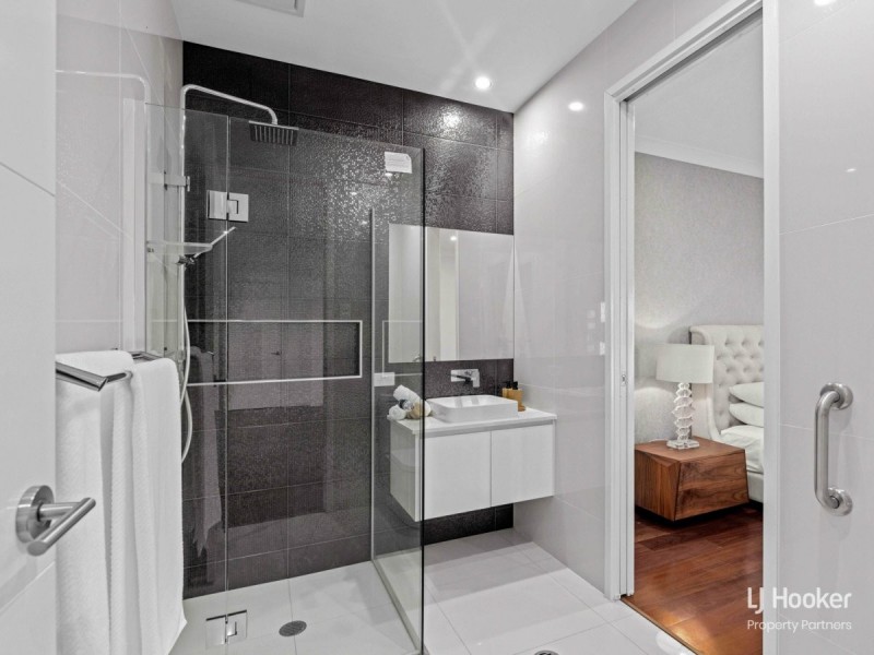 50 Elderbury Place, Stretton QLD 4116