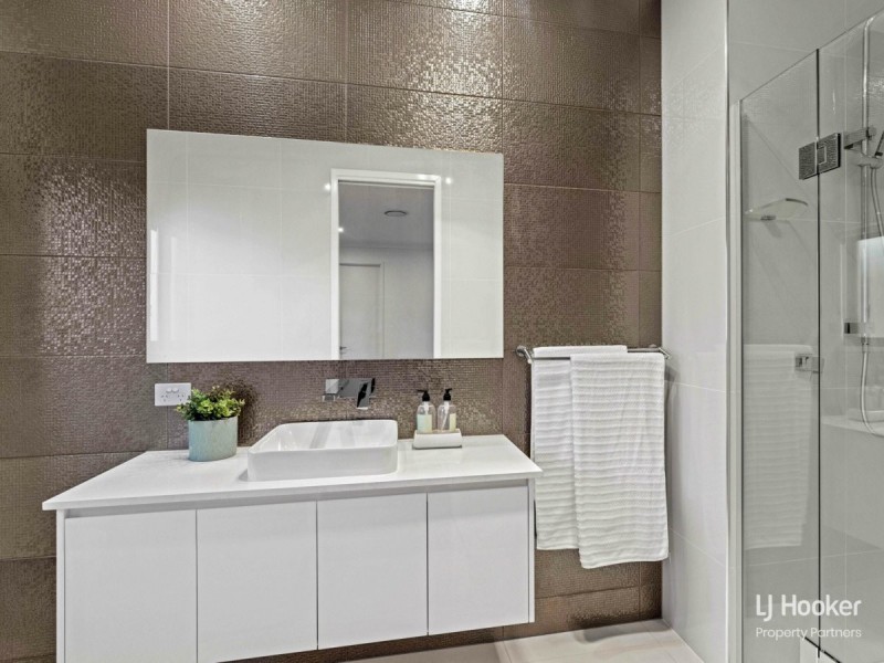 50 Elderbury Place, Stretton QLD 4116