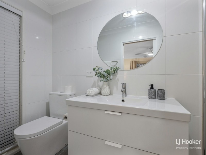 32 Orania Crescent, Calamvale QLD 4116