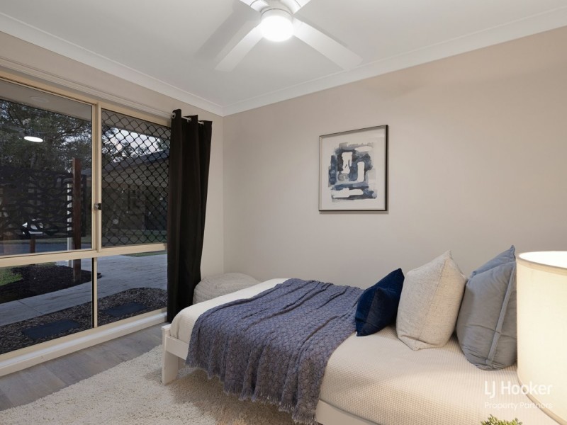 32 Orania Crescent, Calamvale QLD 4116