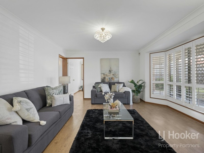 12 McKinley Court, Stretton QLD 4116