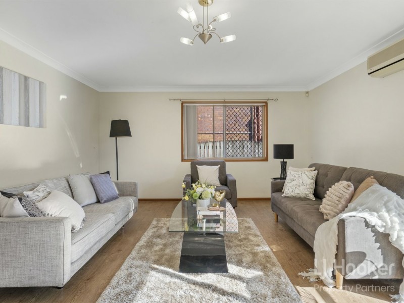 12 McKinley Court, Stretton QLD 4116