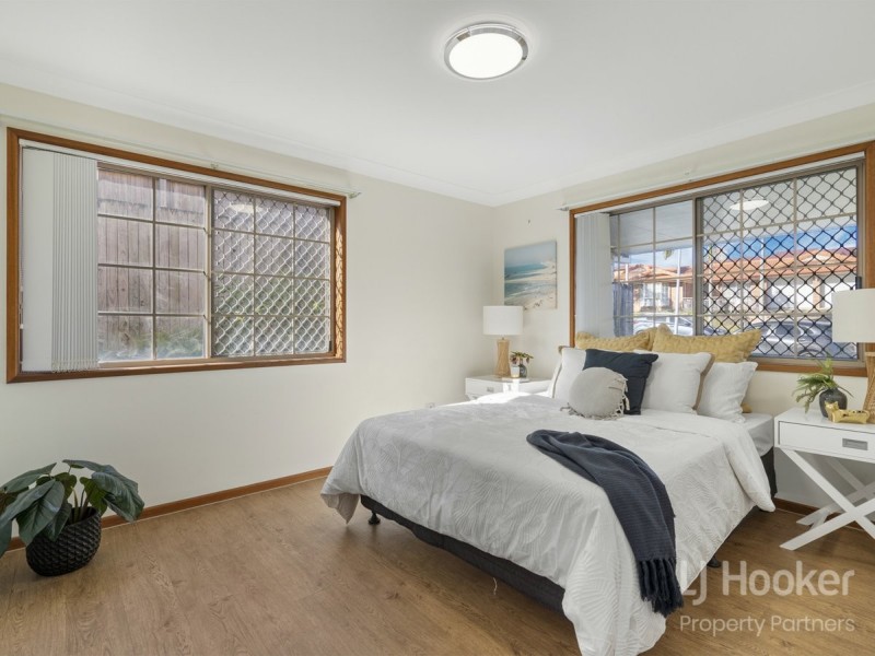 12 McKinley Court, Stretton QLD 4116