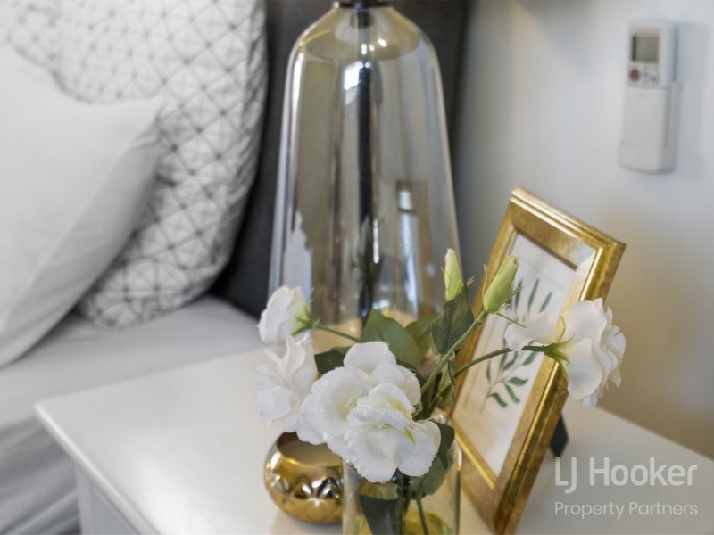 12 McKinley Court, Stretton QLD 4116