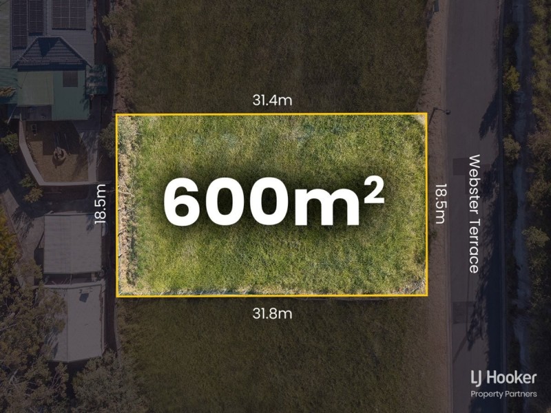 15 Webster Terrace, Edens Landing QLD 4207