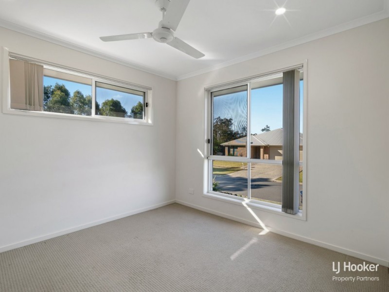 1 Vargon Circuit, Holmview QLD 4207
