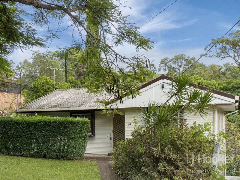 59 Twelfth Avenue, St Lucia QLD 4067