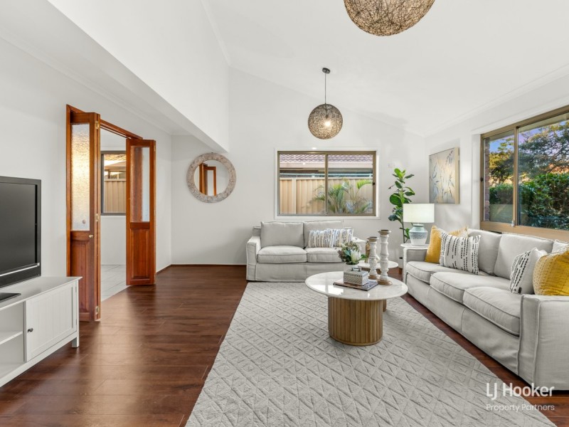 15 Shylock Crescent, Sunnybank Hills QLD 4109