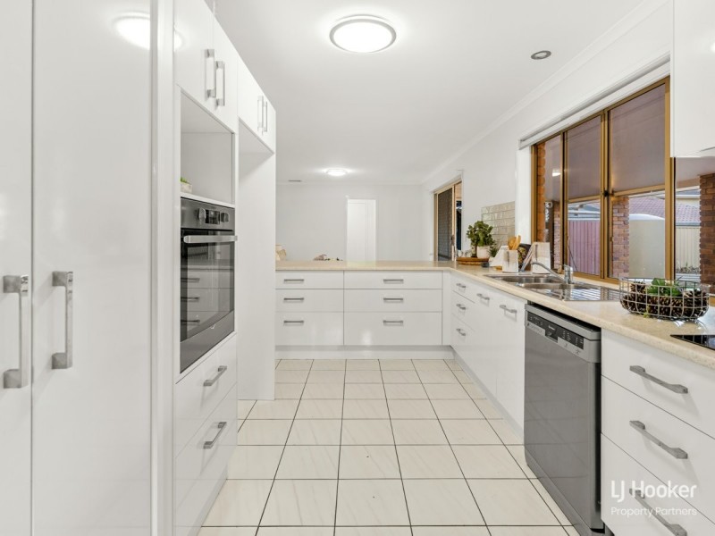 15 Shylock Crescent, Sunnybank Hills QLD 4109